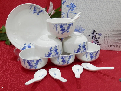 【厂家批发 家用陶瓷餐具 青花十二头 五碗五勺二盘 欢迎选购】价格,厂家,图片,餐具套装,济南圣的陶瓷制品-